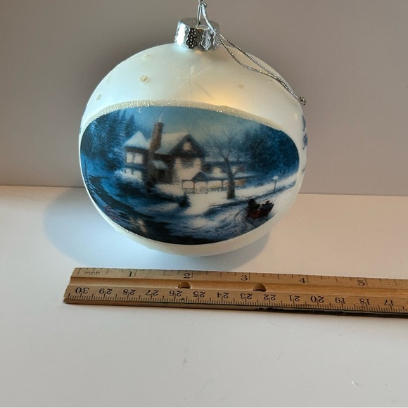 Thomas Kinkade Moonlit Sleigh Ride 2004 Ornament - Picture 7 of 11